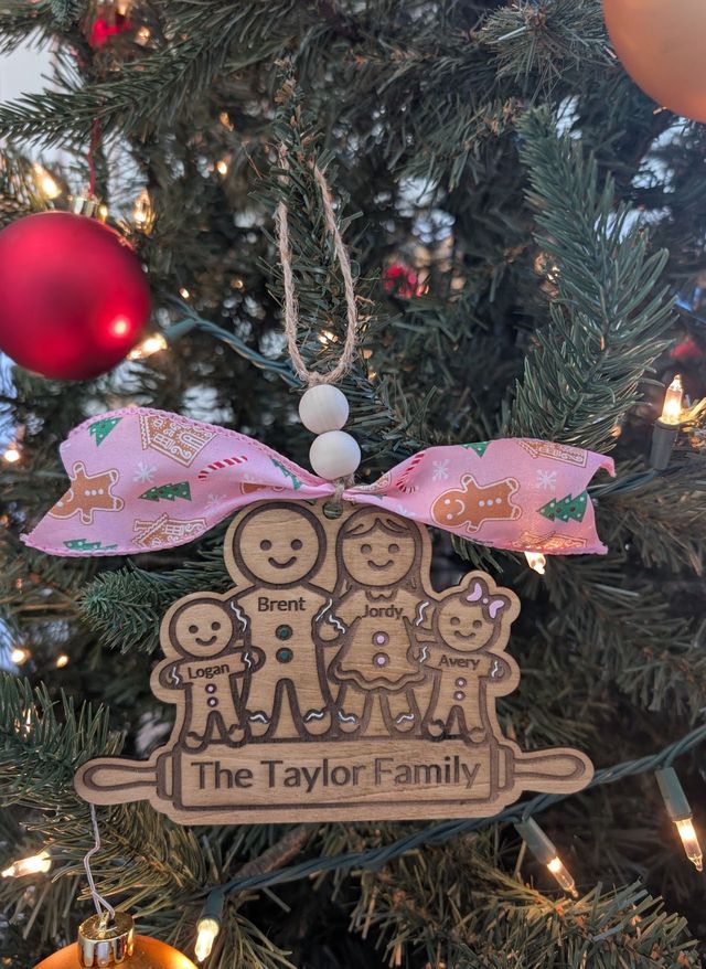 Gingerbread family ornament