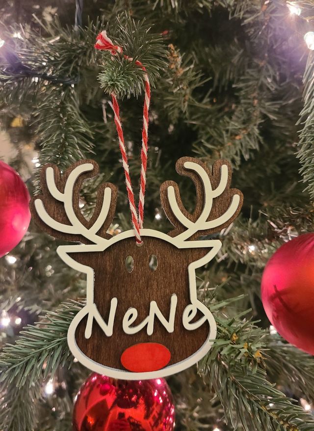 Reindeer ornament with a name